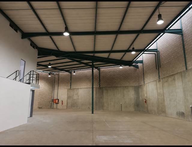 759M² WAREHOUSE TO LET IN LINBRO PARK